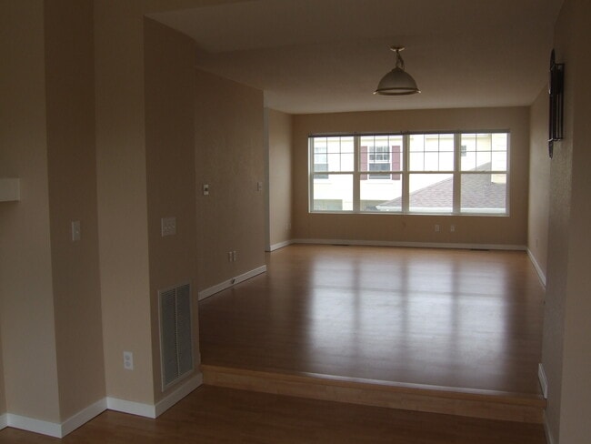 Building Photo - 3910 Colorado Ave