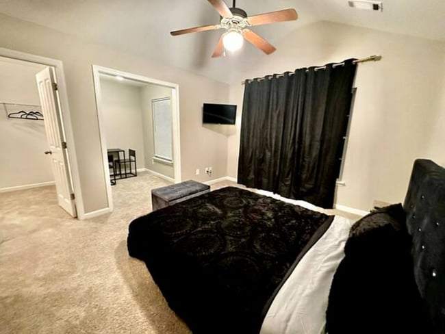 Foto del edificio - 2873 Ridgeview Dr SW
