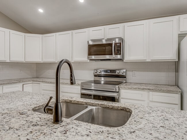 Photo - 1136 NW 99th St House