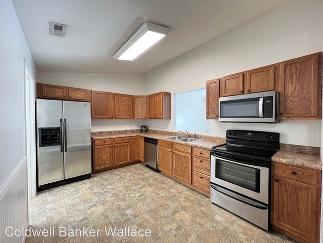 Building Photo - 2 br, 2 bath House - 3308 Sweet Pine Way