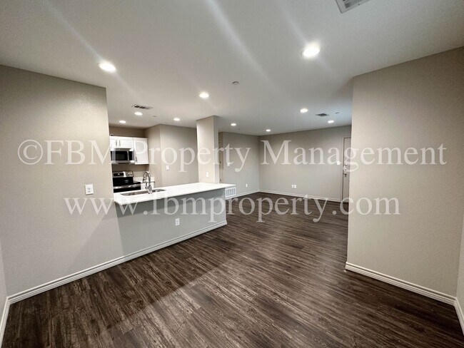 Foto del edificio - 1203 N Clay St