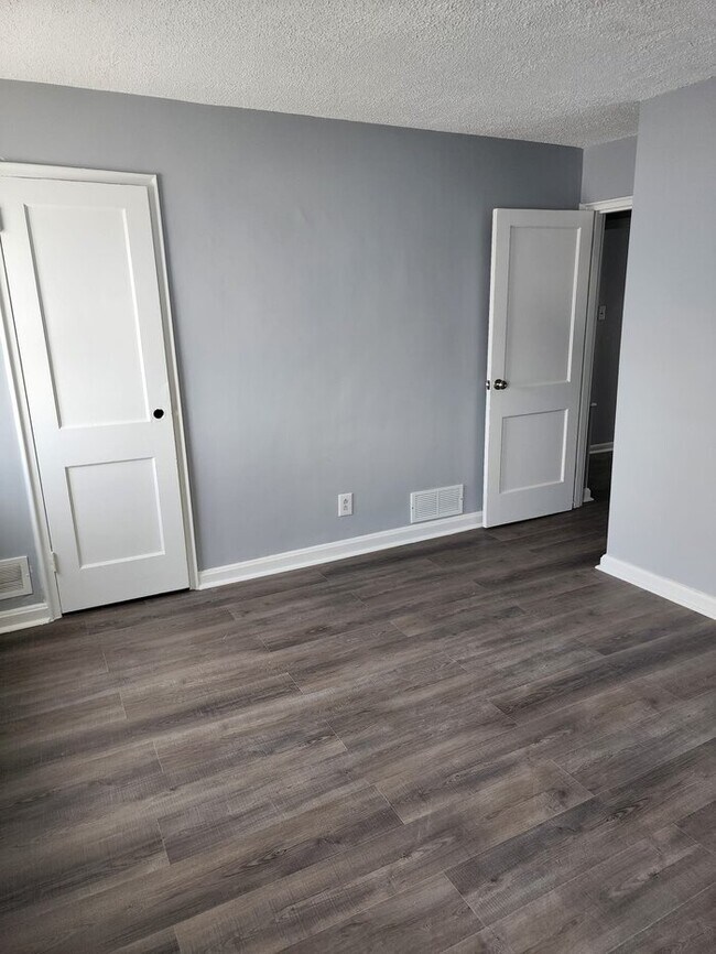 Foto del edificio - 4 Bedroom 2 Bathroom Home