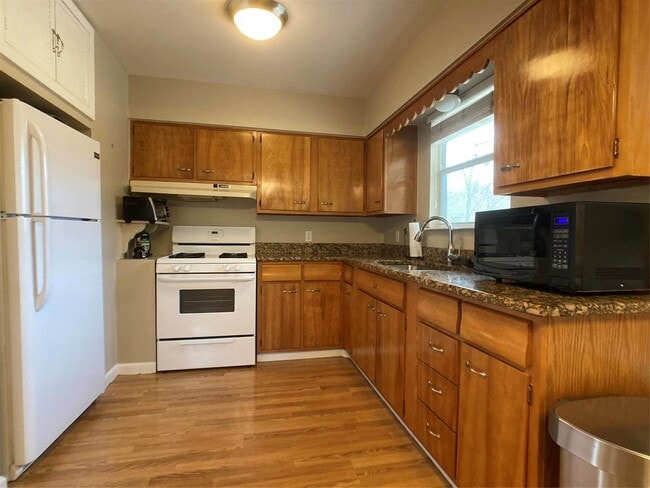 Building Photo - 3206 Locke Ln