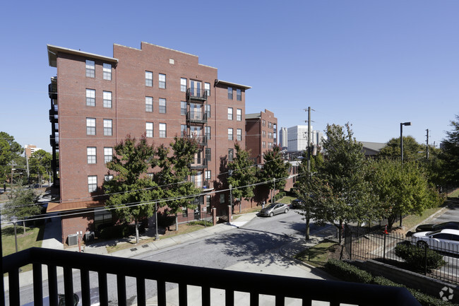 Building Photo - Intown and Stonewall Lofts