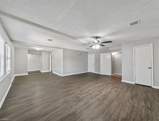Building Photo - 3 br, 2 bath House - 5142 Hull St