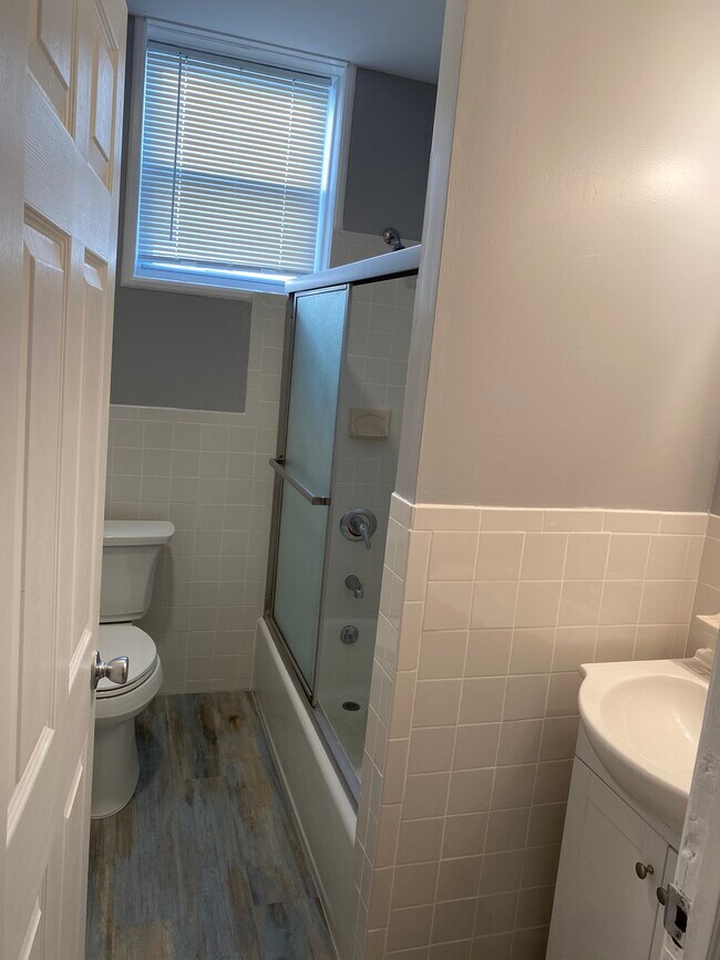 Foto del edificio - 82 Hackensack St