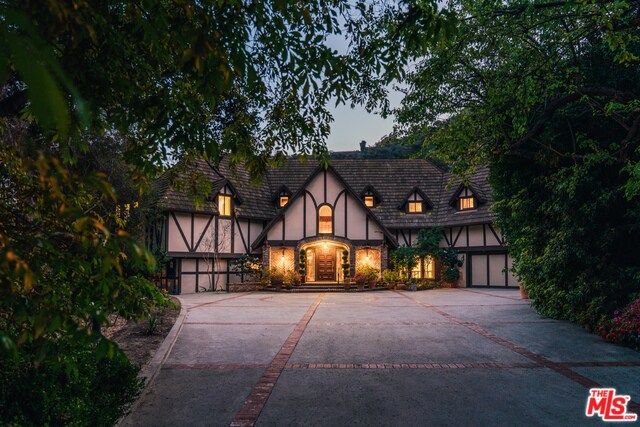 Building Photo - 1509 Stone Canyon Rd