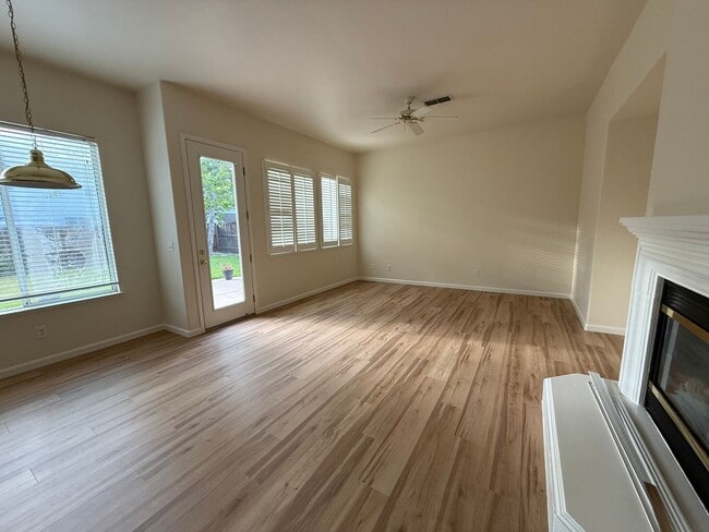 Building Photo - 3299 Aruba St