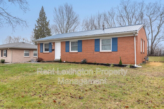 Building Photo - 328 Harvard Dr
