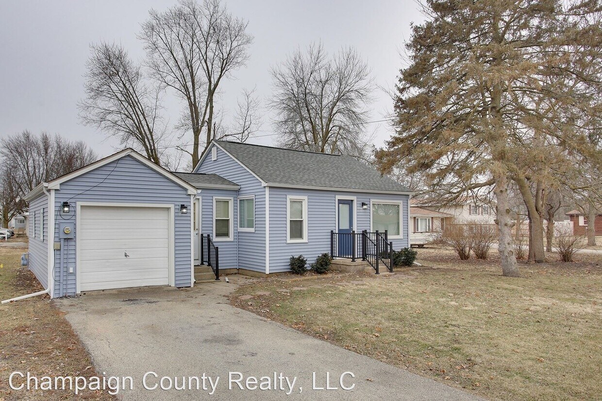2 br, 1 bath House 201 W. Reynolds St. House for Rent in Tolono, IL