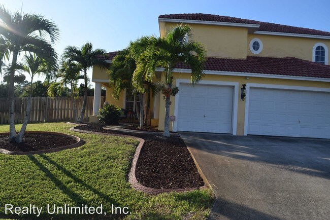 Foto del edificio - 4 br, 3.5 bath House - 3318 SW Blue Ct