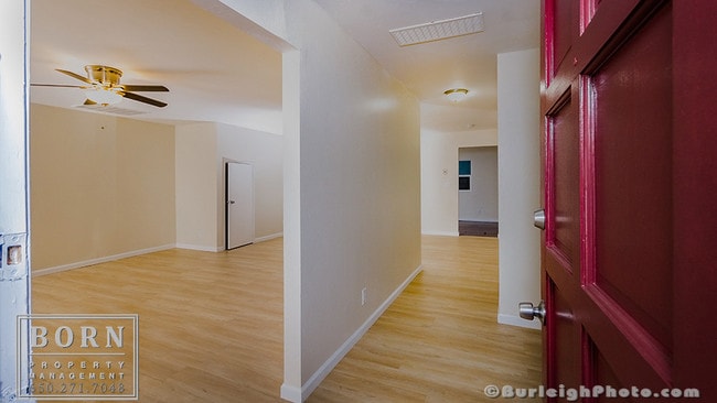 Foto del edificio - 992 Cleveland St