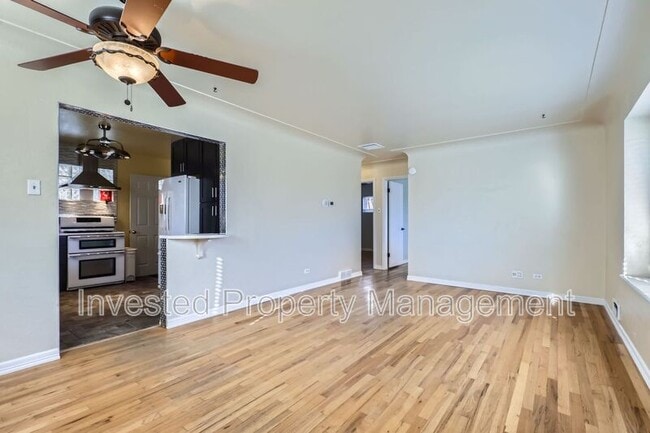 Photo - 3267 Ivanhoe St House