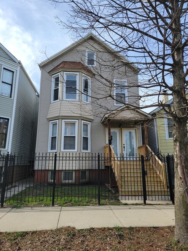 Primary Photo - 2834 N Woodard St