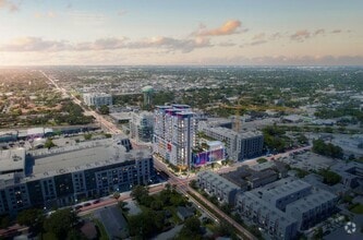 Building Photo - 600 N Andrews Ave