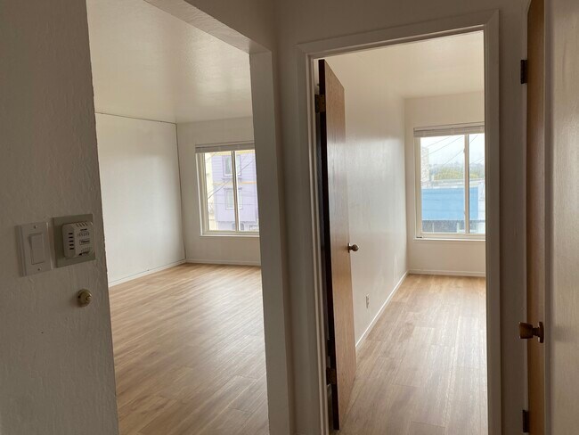 Living and bedroom - 3230 Balboa St