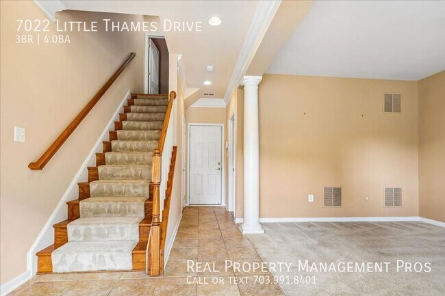 Foto del edificio - 7022 Little Thames Drive