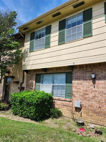 Primary Photo - 24 E Mountain Creek Dr