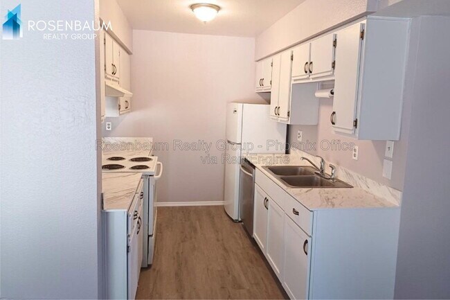 Foto del edificio - 1440 N Idaho Rd