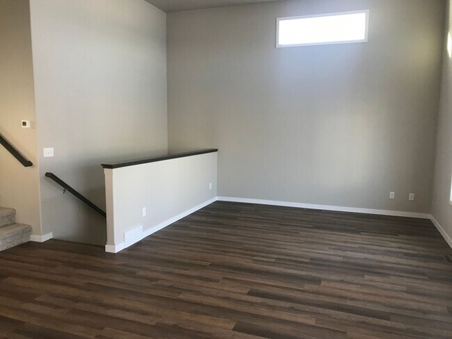 Foto del edificio - 3-Bedroom, 3-Bath Twin Home in West Fargo