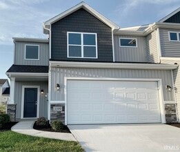 Building Photo - 3599 Canal Square Dr