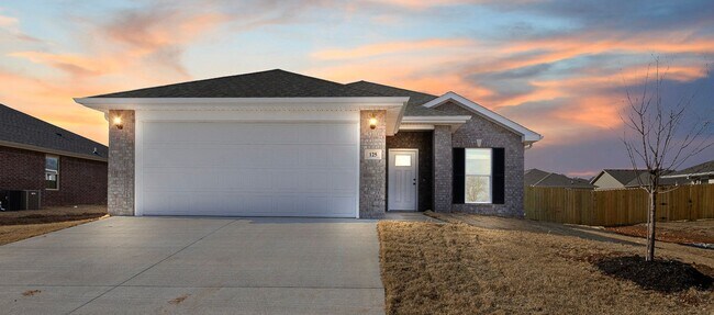 Foto del edificio - NEW 3 Bedroom Home In Highfill, Arkansas, ...