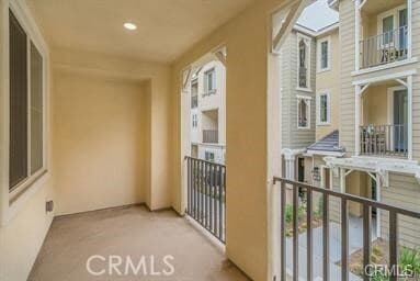Building Photo - 831 Sunburst Wy