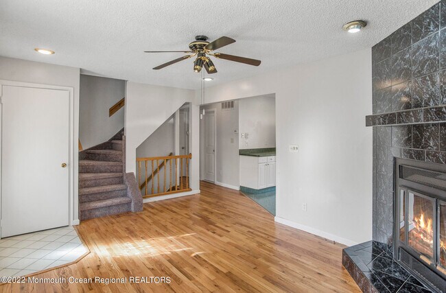 Foto del edificio - 1234 Aldrich Rd