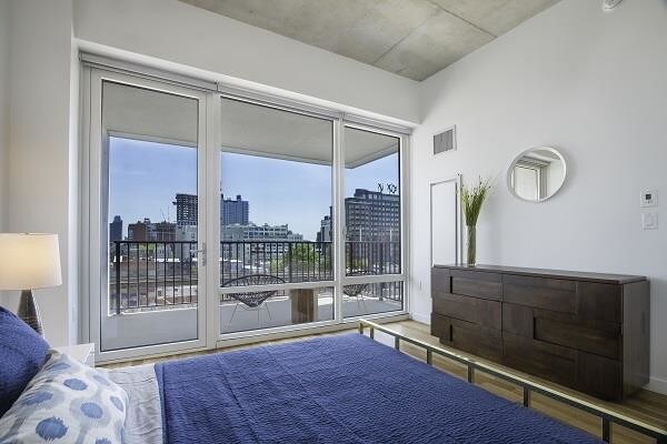 Foto del edificio - 22-22 Jackson Avenue