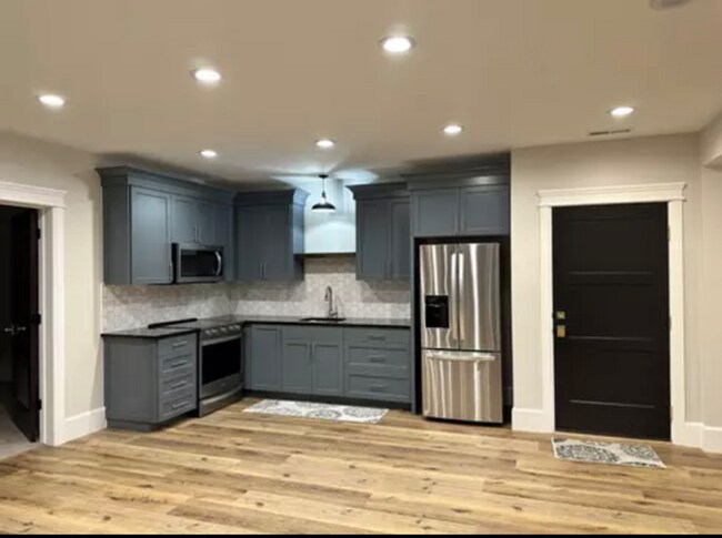 Foto del edificio - 688 N 120 W