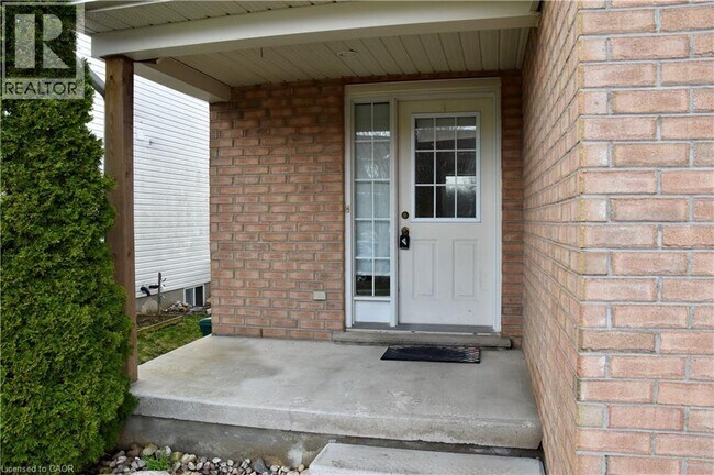 Photo du bâtiment - 600 Brandenburg Blvd