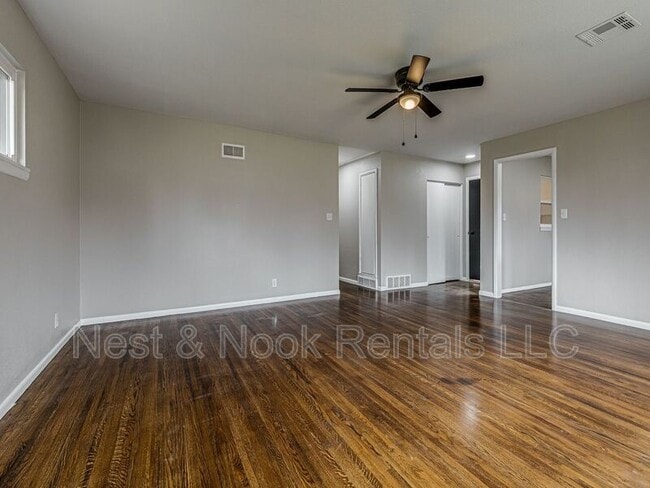 Foto del edificio - 5735 E 28th St