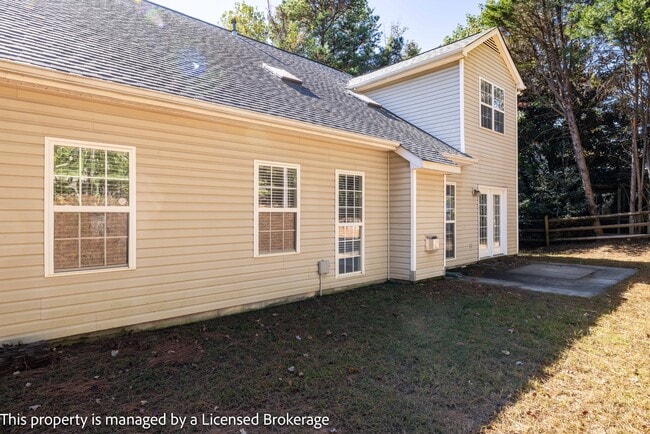 Foto del edificio - 4033 Raven Rock Ct