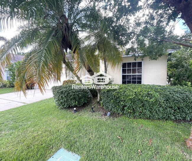 Foto del edificio - 14950 Hidden Oaks Cir