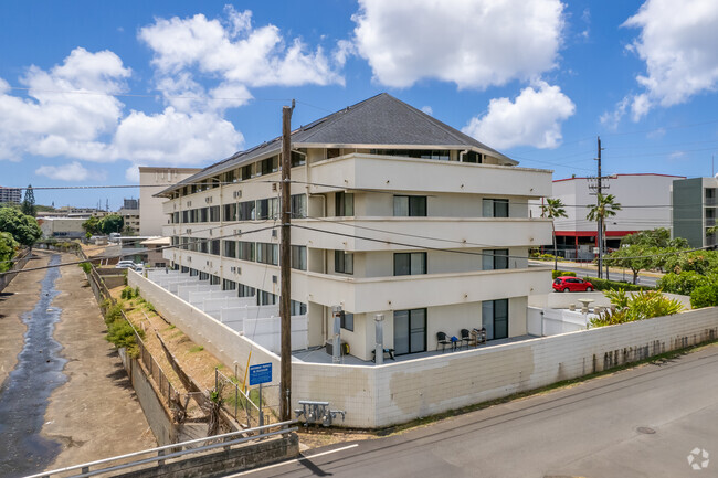 Foto del edificio - Kulanui Hale