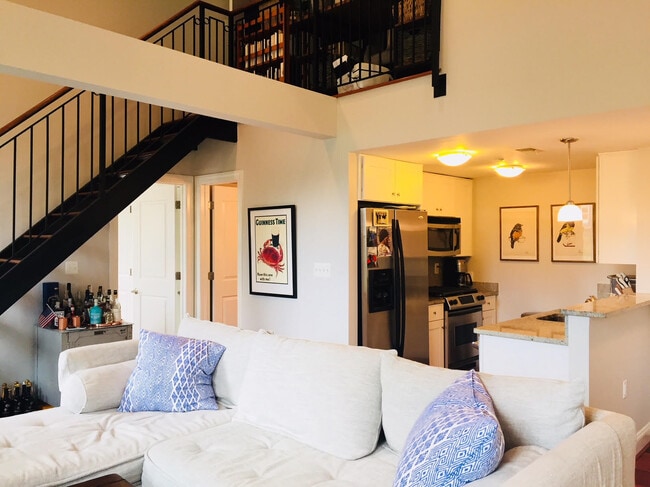 Living Room - 531 T St NW