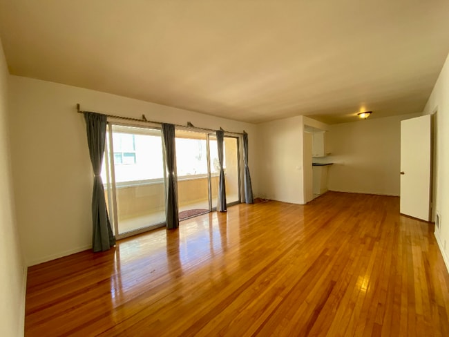 Photo - 947 12th St Apartment