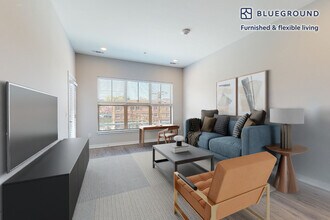 Building Photo - 332 Halstead Ave