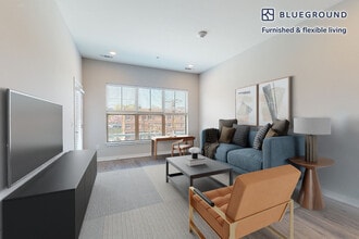 Building Photo - 332 Halstead Ave