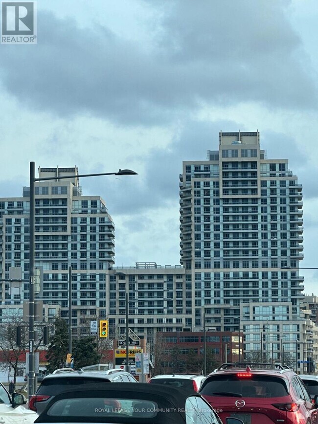 Building Photo - 9201-169201 Yonge St