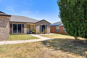 Building Photo - 4407 Hank Dr