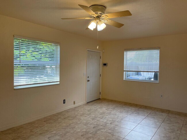 Foto del edificio - 1510 16th Ave N