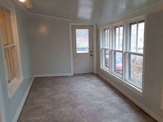 Sunroom - 46 Heath St