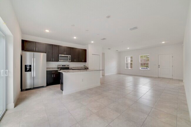 Foto del edificio - 7130 N Cricket Dr