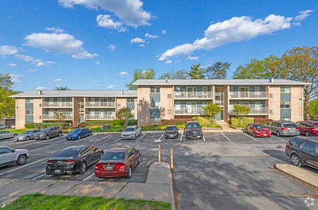 Building Photo - Fox Rest