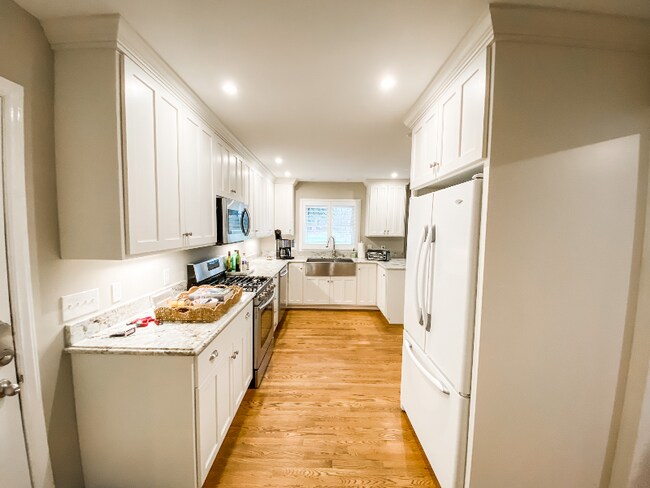Foto del edificio - 3814 Churchill Cir