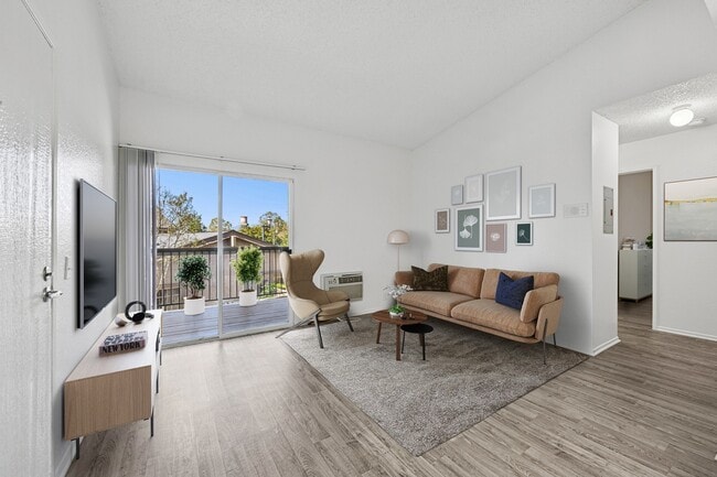 Foto del edificio - Sunnyside Senior Apartments