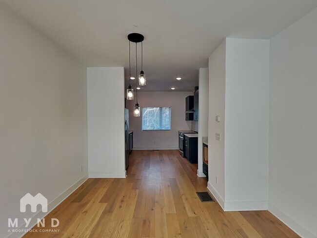 Foto del edificio - 1434 Walker Pl SE