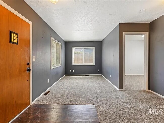 Foto del edificio - 1408 Fairview Ave