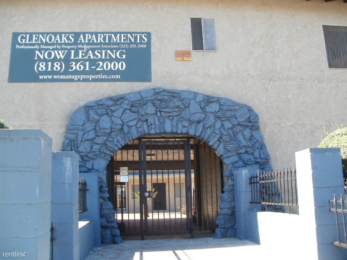 Primary Photo - 650 Glenoaks Blvd